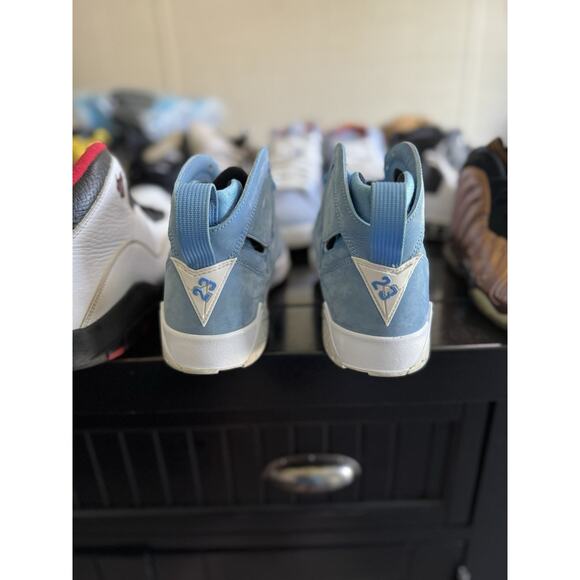 Size 6.5 (GS) - Jordan 7 Retro High Pantone NBS155 - Picture 4 of 5